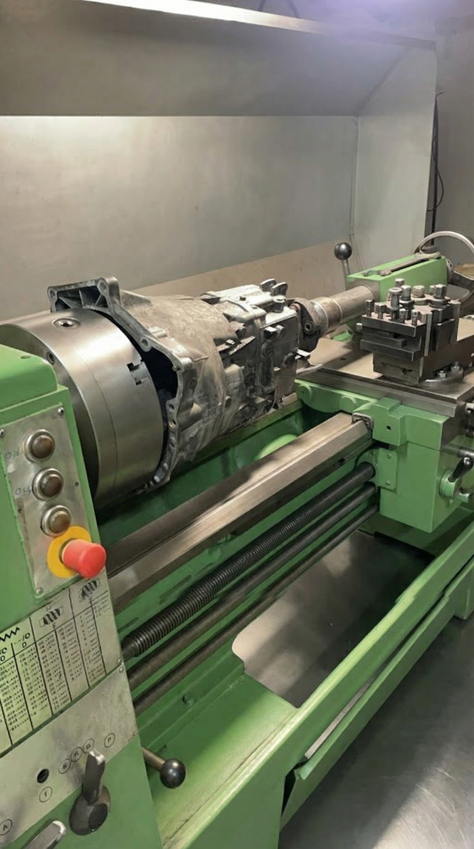 Colchester Mascot 1600